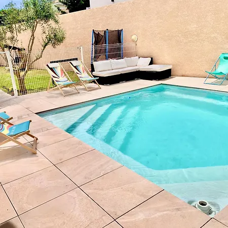Climatisee De L'etang De Thau Avec Piscine Villa