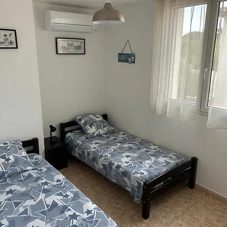 Climatisee De L'etang De Thau Avec Piscine Villa