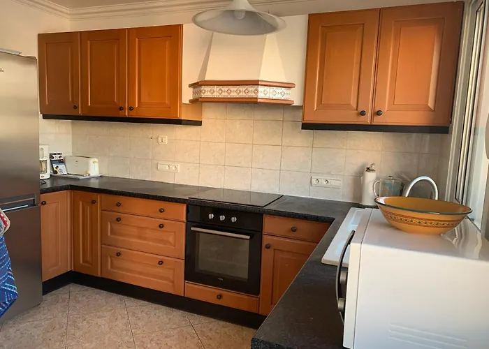 Climatisee De L'etang De Thau Avec Piscine Sète